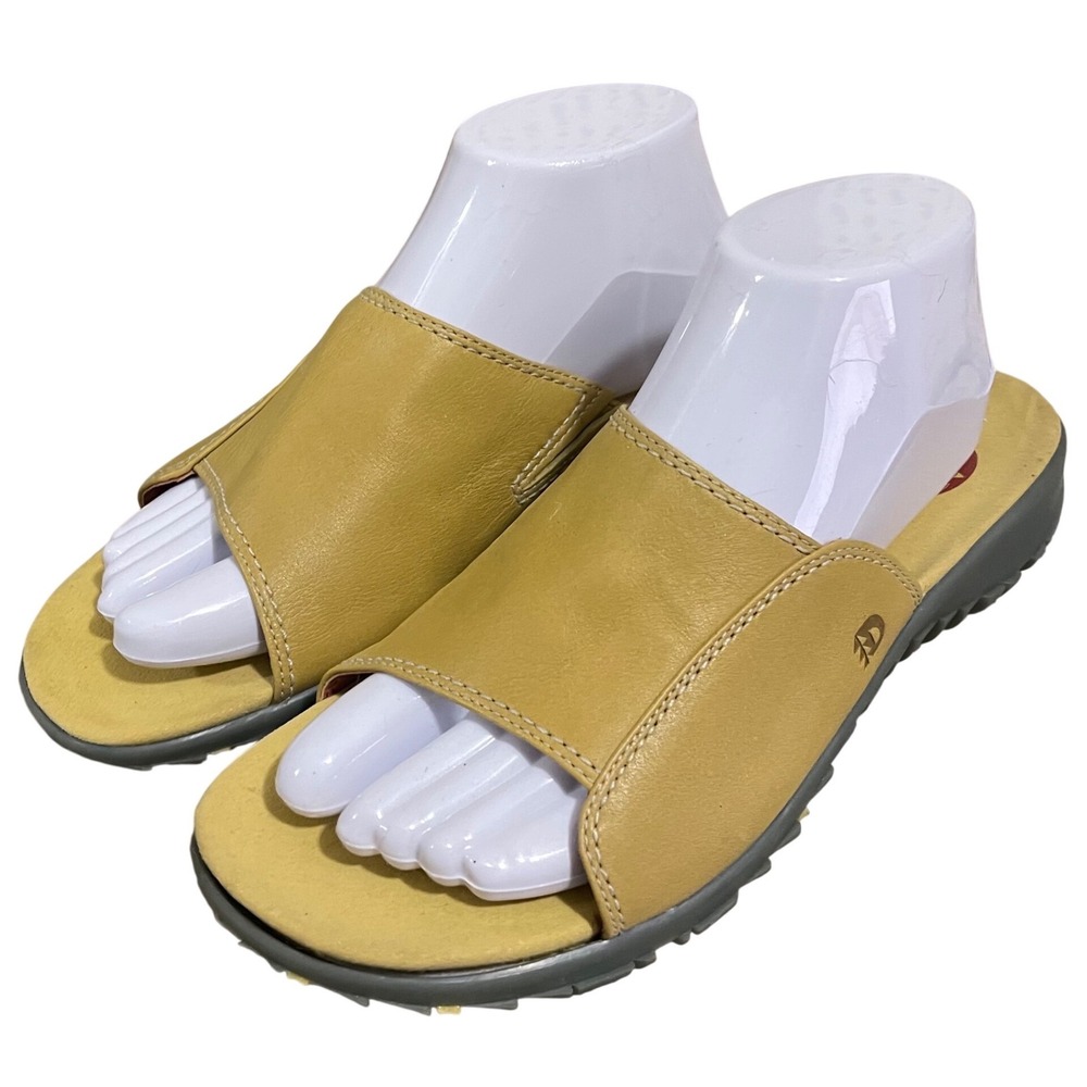 Women's Dunham Yellow Suede Leather Slides Sandals Sz 9 Vacation Summer